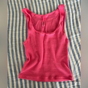 pink skims tank size xs